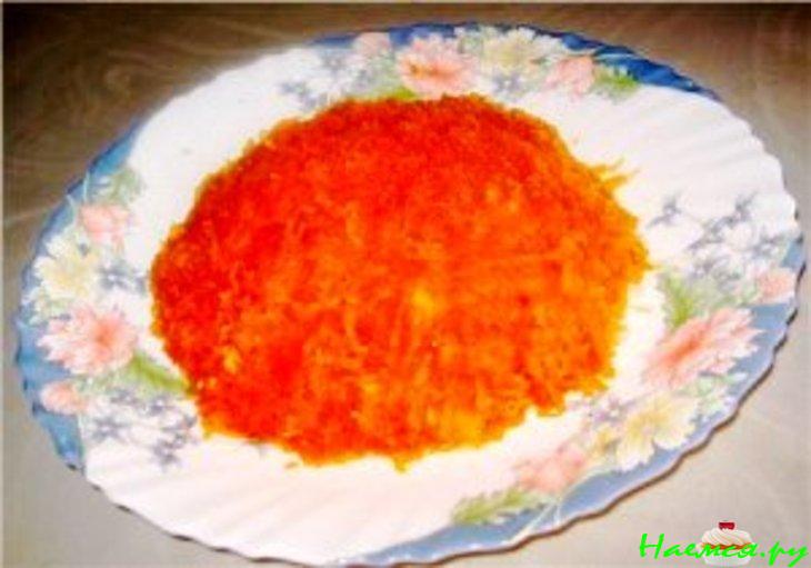 Салат куриный "Подсолнух" с грибами и кукурузой