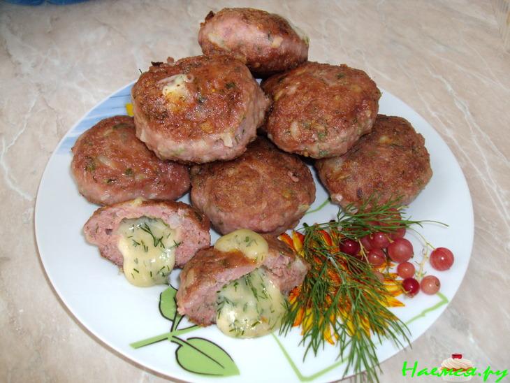 Котлетки "Сюрприз" с сыром и укропом