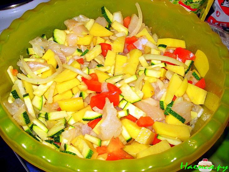 Рыбка с овощами (филе окуня)