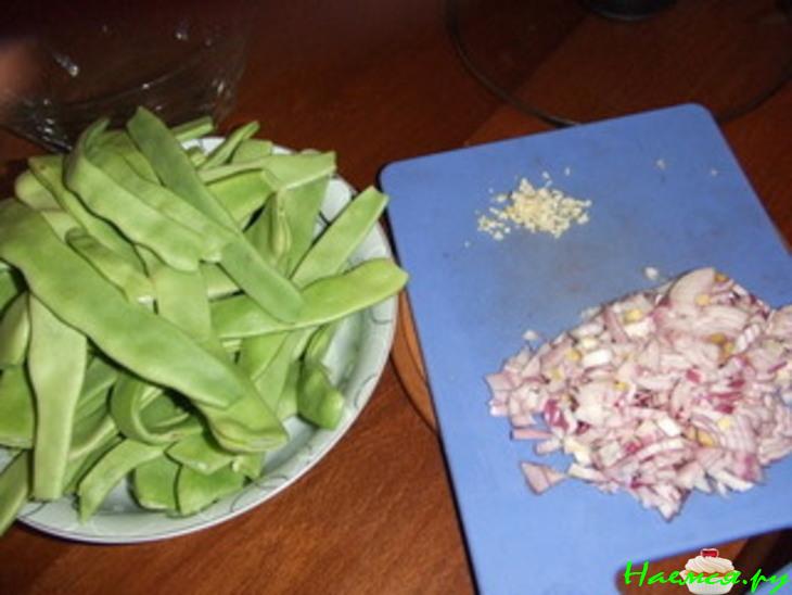 Зелёная фасоль в томате