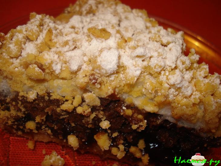 Торт Штрейзельский с черносливом и сливовым повидлом