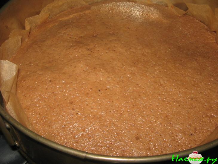 Торт "Птичье молоко" с безе и шоколадной глазури