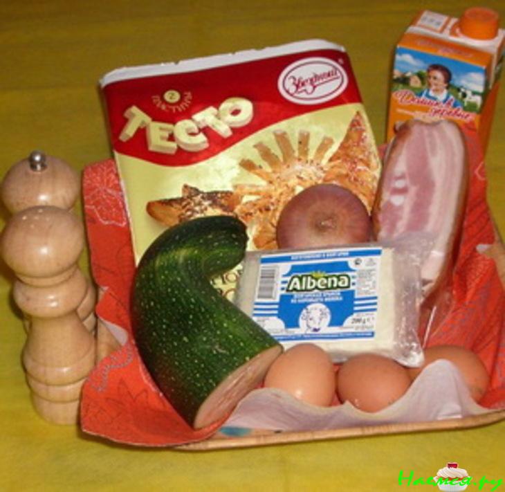 Киш с ветчиной и кабачком