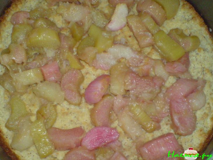 Творожно-ревеневый пирог