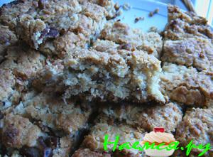 Финиковые пирожные с овсяными хлопьями Финиковые пирожные с овсяными хлопьями