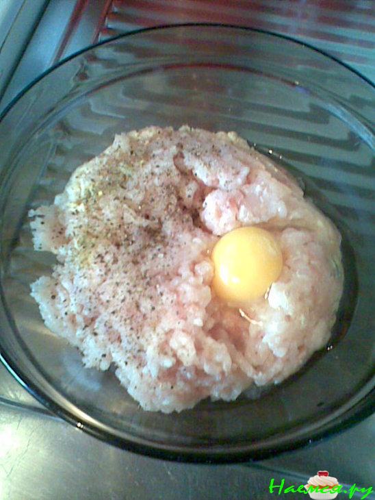 Котлетки из пангасии с укропным соусом