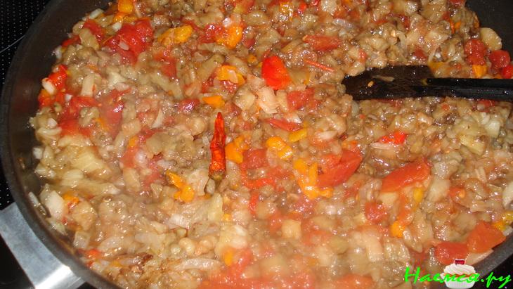 Икра заморская, то бишь баклажанная, по-криворожски