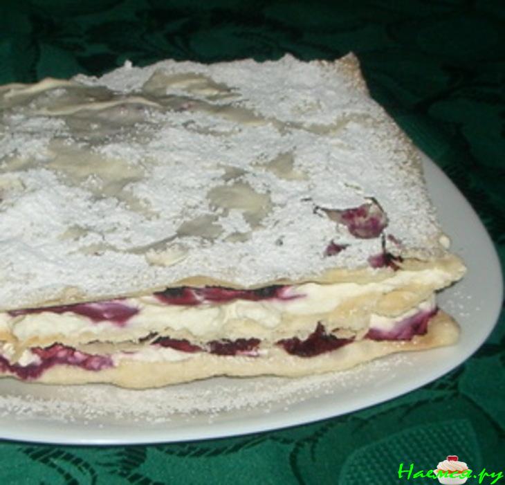 Мильфёй с черникой