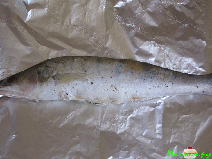 Судак запечённый с сыром и грибами