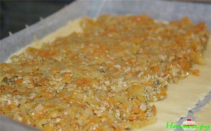 Сочный капустный пирог с куриным фаршем