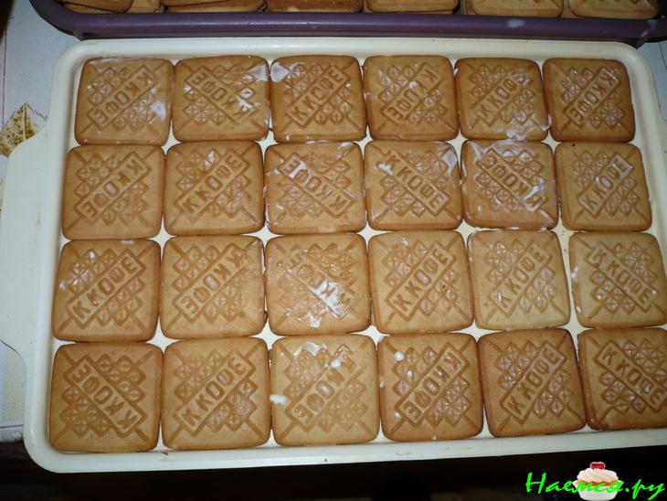 Торт печеньковый