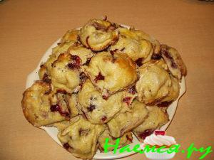 Пирожки с вишнями к чаю