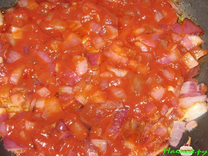 Суп мясной с курагой