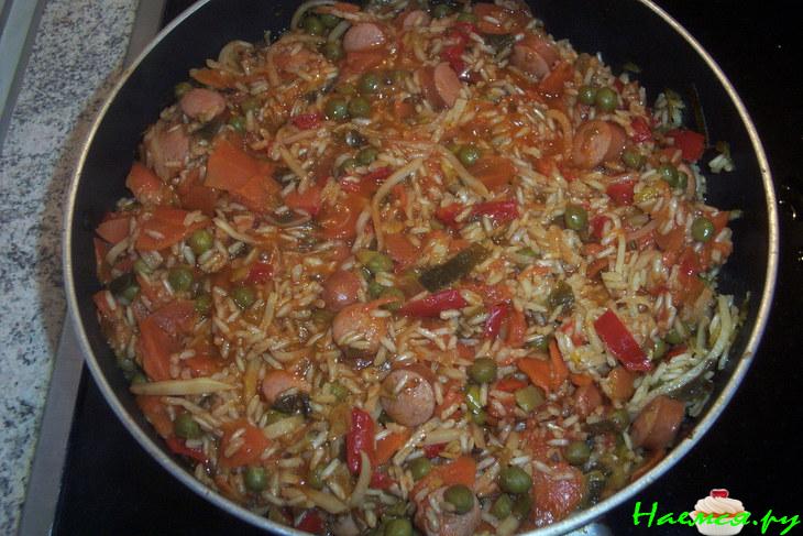 Овощи с рисом и паприкой Овощи с рисом и паприкой