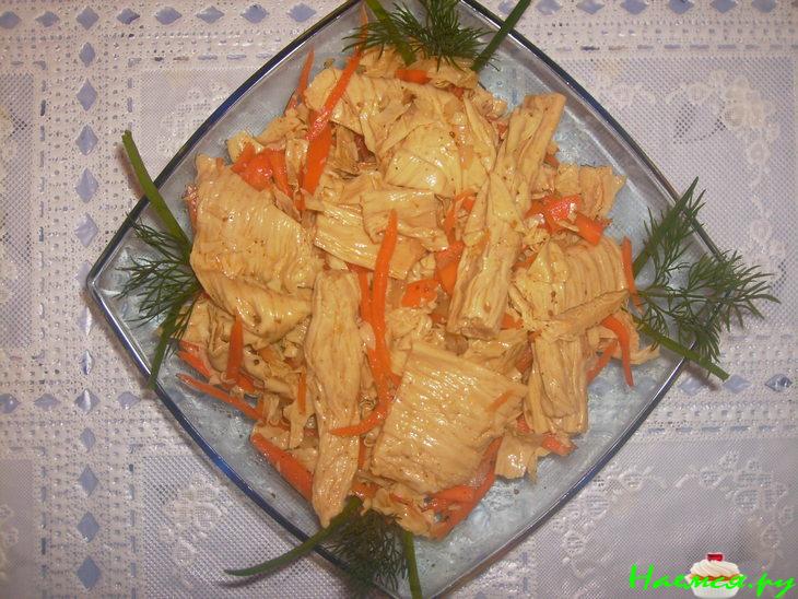 Салат по-корейски со спаржей Салат по-корейски со спаржей