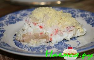 Салат с фасолью и крабовым мясом