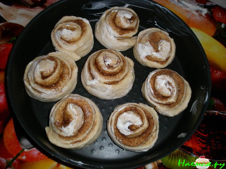 Плюшки с корицей для друзей!