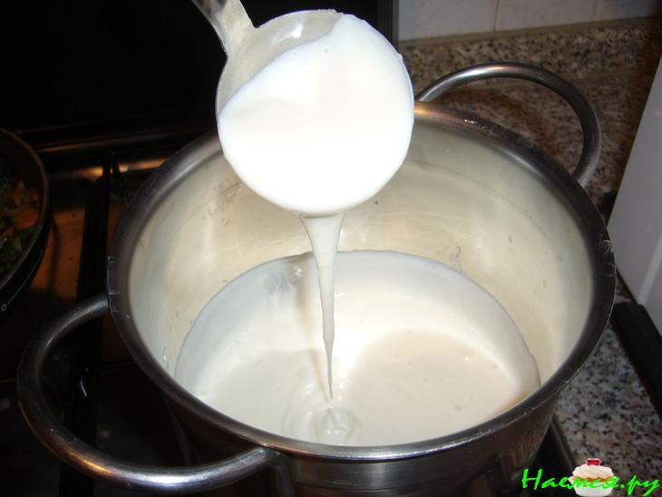 Каннелони с овощами под соусом "Бешамель"