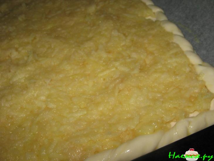 Пирог яблочный со сметанной заливкой