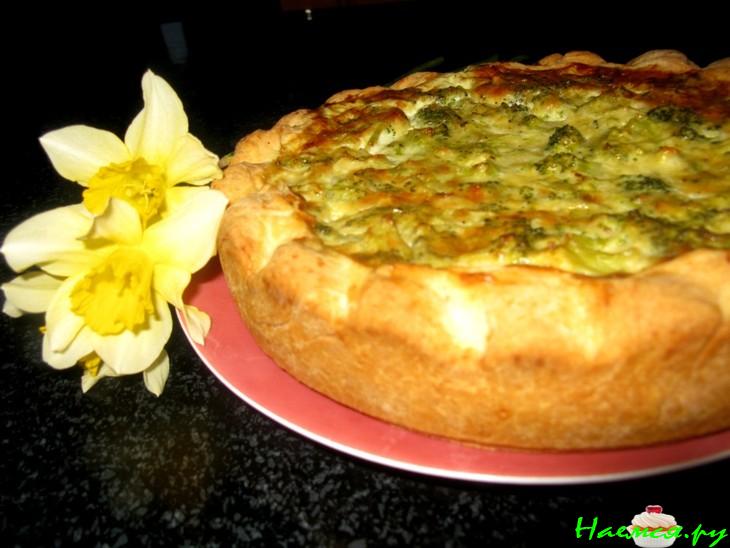 Открытый пирог с брокколи и сыром Открытый пирог с брокколи и сыром