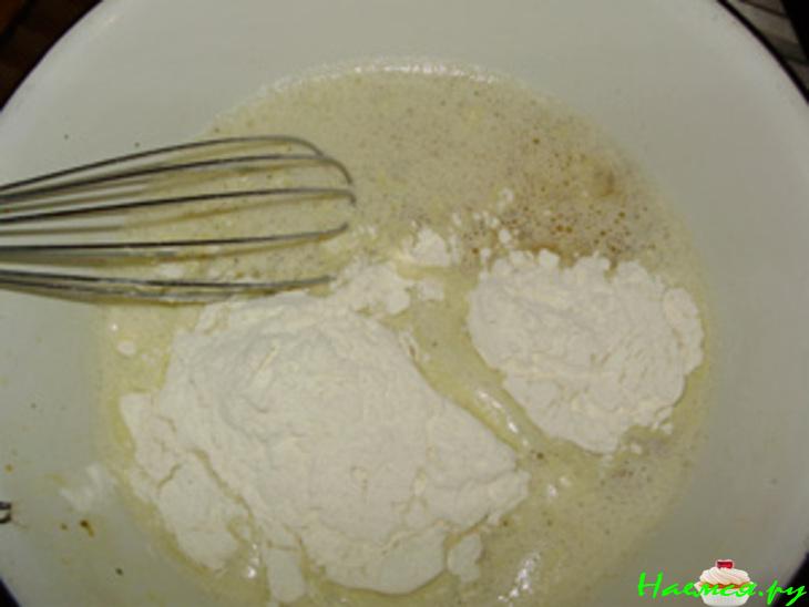 Тортик закусочный "Женский каприз" со свининой и шампиньонами Тортик закусочный "Женский каприз" со свининой и шампиньонами