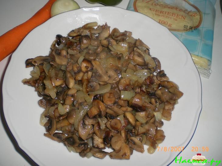 Биточки с грибами