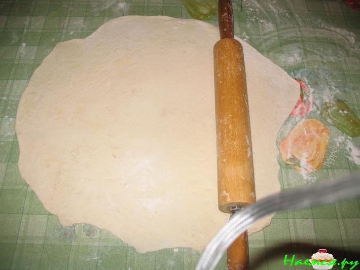 Пицца из дрожжевого теста