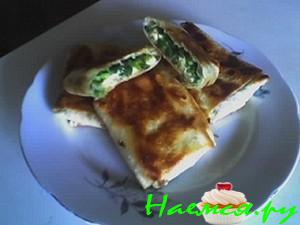Кутабы из лаваша с зеленью и сыром