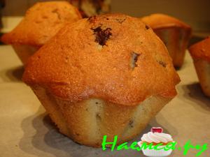 Маленькие кексы с изюмом