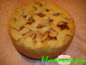 Постный фруктовый пирог из дрожжевого теста