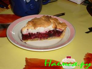 Пирог с лесными ягодами