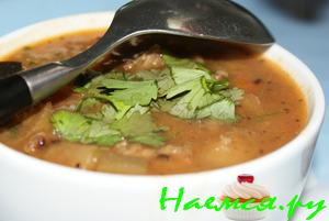 Густой суп-гуляш с баклажанами