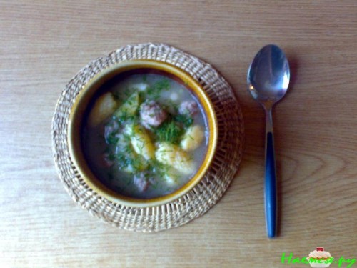 фасолевый супчик с изюминкой,точнее-с шишечкой