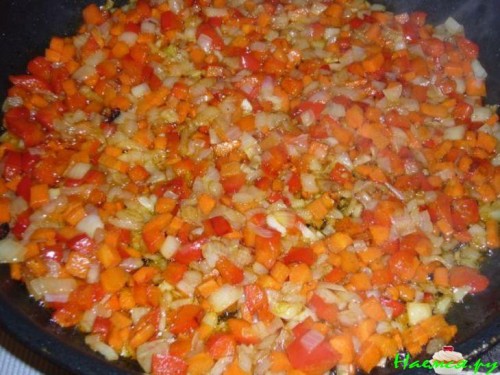 Куриные котлетки под соусом