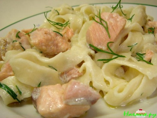 Тальятелле с лососем по-домашнему