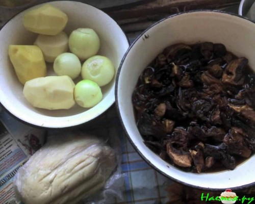 Грибной суп с «ушками»