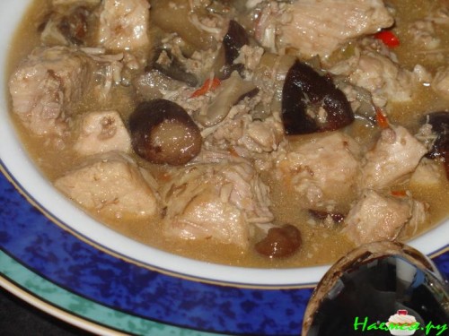 Гуляш с грибами