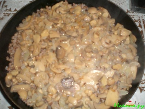 Гречневая каша с грибами