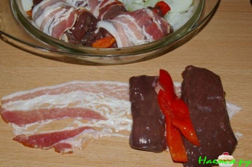 Печень в беконе