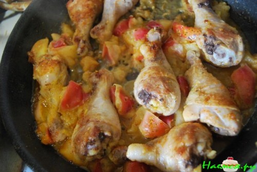 Курочка в яблочках