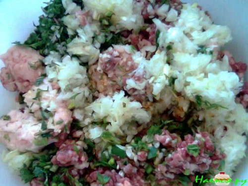 Долма из виноградных листьев