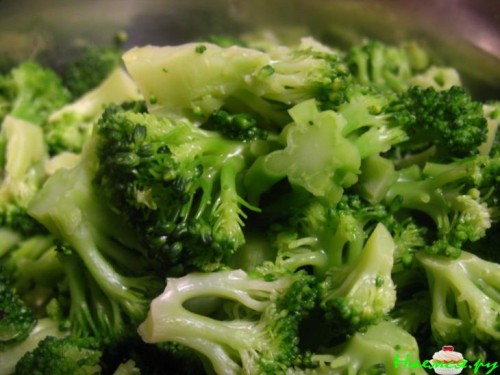 Салат с брокколи