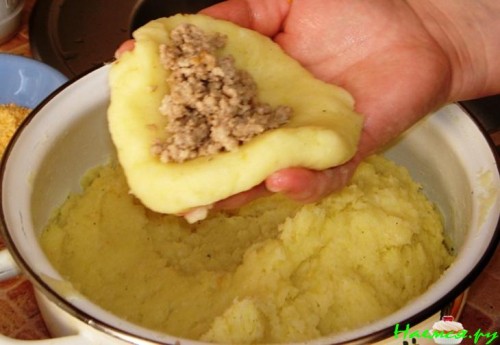 Картофельные зразы с нежирной свининой