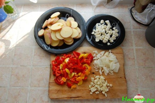 Картофельная запеканка с сыром моццарелла