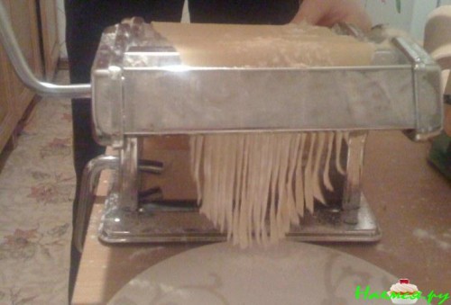 Домашняя лапша с сыром