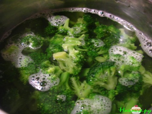 Салат с брокколи