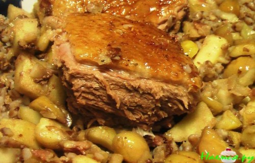 Утка с каштанами