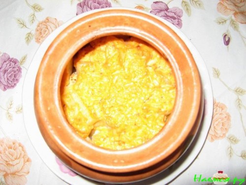 Курица в горшочках