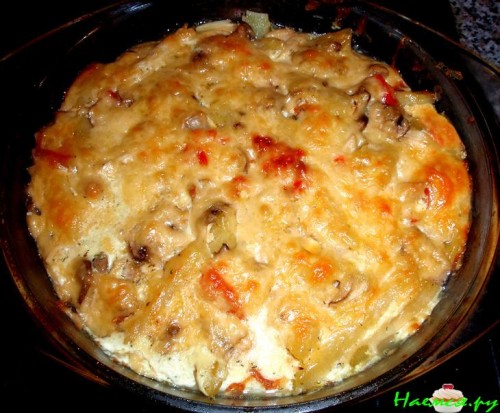 Картофельная запеканка с куриным филе и грибами