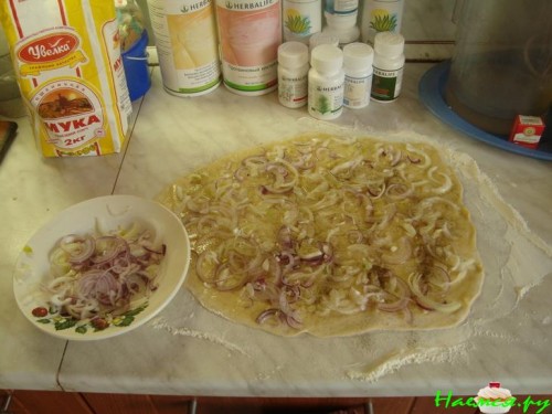 "Двойная радость" с луковыми розами